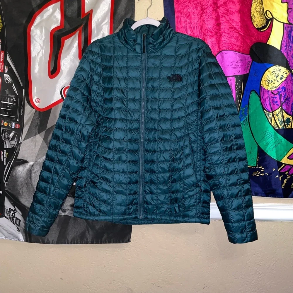 The North Face thermoball jacket men’s M